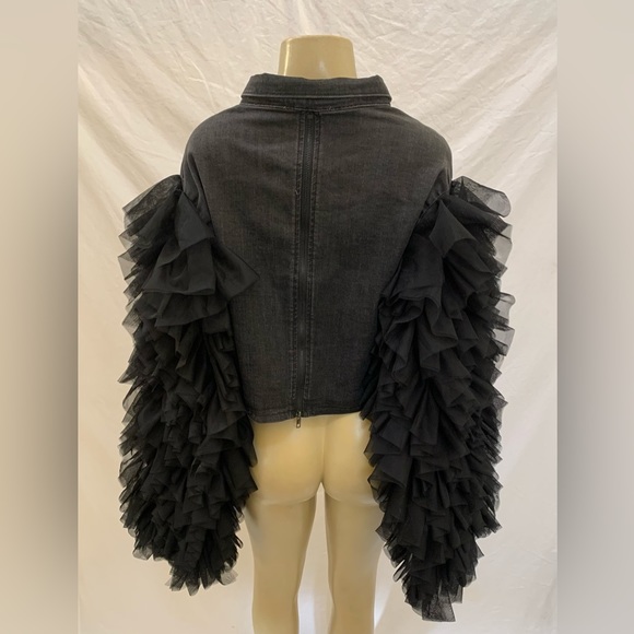 NWOT Azalea Wang Size 1X Black Highway To Hell Ruffle Arm Cropped Denim Jacket - Picture 7 of 11